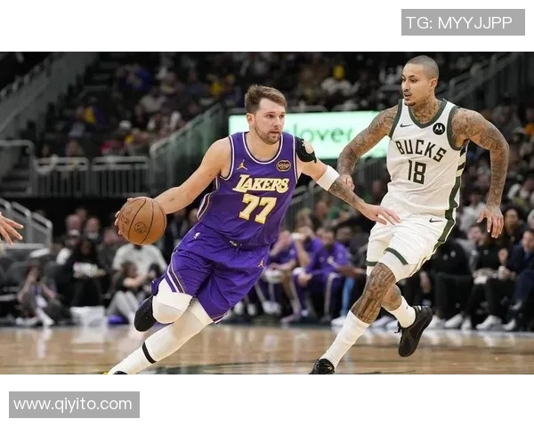 NBA半场:东契奇21分,雄鹿8分半合砍5分,湖人63-34雄鹿 NBA半场:东契奇21分,雄鹿8分半合砍5分,湖人63-34雄鹿