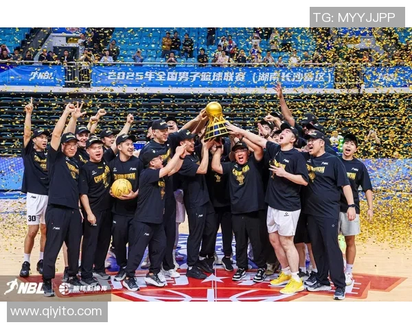 今日预告：香港金牛迎战卫冕冠军上海男篮